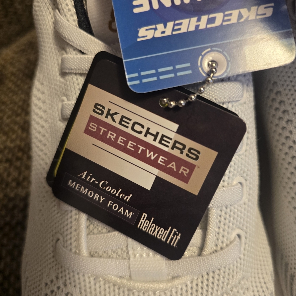 NEW Mens 9.5 Sketchers Streetwear Memory Foam Shoes - Picture 5 of 6